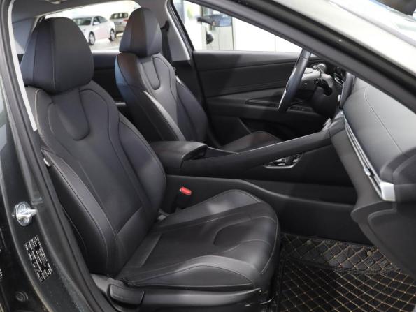 Hyundai Elantra VII (CN7) Рестайлинг с пробегом 2023 года, цена 2 199 000 рублей, 14081 км, седан, Автокод Объявления