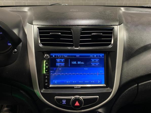 Hyundai Solaris I Рестайлинг с пробегом 2014 года, цена 600 000 рублей, 285123 км, седан, Автокод Объявления