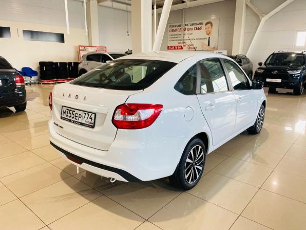 Lada (ВАЗ) Granta I Рестайлинг с пробегом 2024 года, цена 1 041 000 рублей, 23000 км, лифтбек, Автокод Объявления