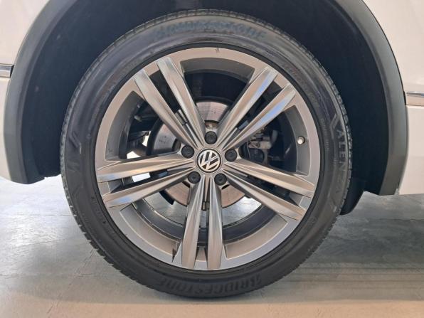 Volkswagen Tiguan II с пробегом 2018 года, цена 2 799 000 рублей, 148055 км, внедорожник, Автокод Объявления