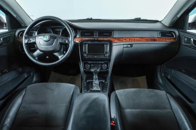 Skoda Superb II с пробегом 2010 года, цена 1 099 000 рублей, 216000 км, лифтбек, Автокод Объявления