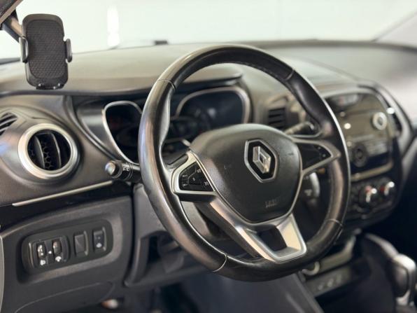Renault Kaptur I Рестайлинг с пробегом 2021 года, цена 1 020 000 рублей, 123113 км, внедорожник, Автокод Объявления