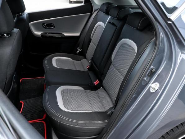 Kia Ceed II Рестайлинг с пробегом 2017 года, цена 1 260 000 рублей, 125411 км, хэтчбек, Автокод Объявления