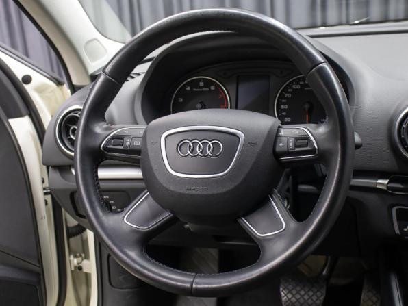 Audi A3 III (8V) с пробегом 2013 года, цена 1 349 000 рублей, 123018 км, седан, Автокод Объявления