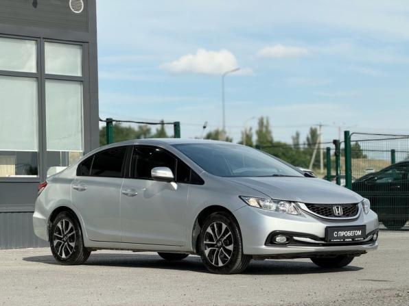 Honda Civic IX Рестайлинг с пробегом 2013 года, цена 1 390 000 рублей, 141200 км, седан, Автокод Объявления