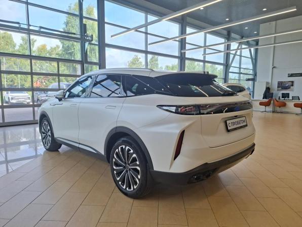 Exeed RX с пробегом 2023 года, цена 2 849 000 рублей, 35241 км, внедорожник, Автокод Объявления