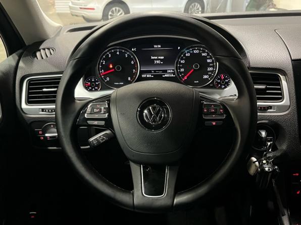 Volkswagen Touareg II с пробегом 2013 года, цена 1 880 000 рублей, 197301 км, внедорожник, Автокод Объявления