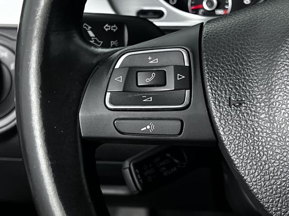 Volkswagen Passat B7 с пробегом 2011 года, цена 1 045 000 рублей, 239005 км, седан, Автокод Объявления