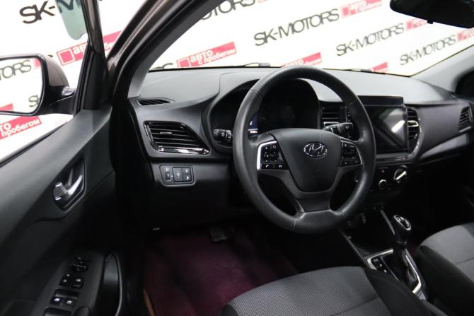 Hyundai Solaris II Рестайлинг с пробегом 2021 года, цена 1 725 250 рублей, 19758 км, седан, Автокод Объявления