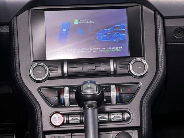 Ford Mustang VI Рестайлинг с пробегом 2019 года, цена 2 799 000 рублей, 80000 км, кабриолет, Автокод Объявления