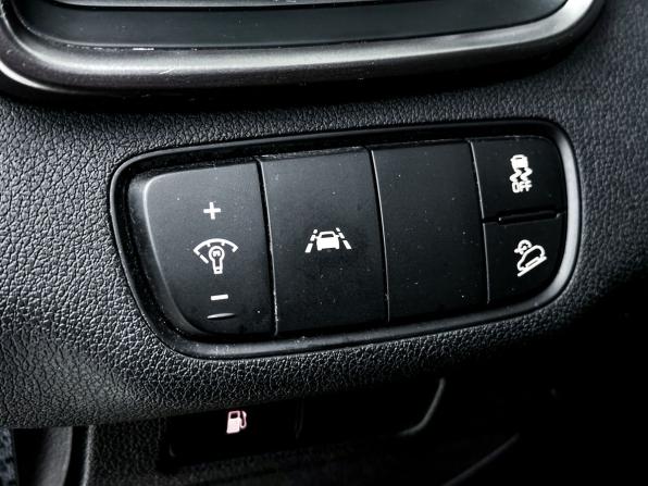 Kia Sorento III Prime Рестайлинг с пробегом 2019 года, цена 2 749 990 рублей, 89200 км, внедорожник, Автокод Объявления