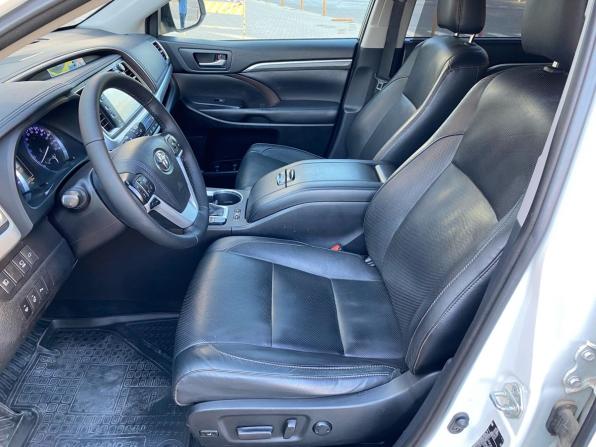 Toyota Highlander III (XU50) Рестайлинг с пробегом 2019 года, цена 3 550 000 рублей, 224131 км, внедорожник, Автокод Объявления