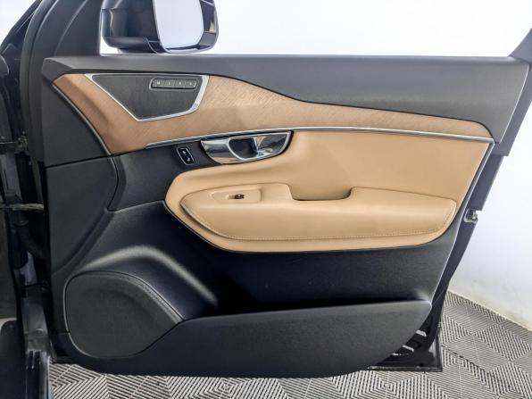 Volvo XC90 II с пробегом 2015 года, цена 2 690 000 рублей, 230000 км, внедорожник, Автокод Объявления