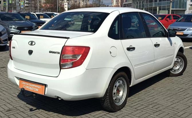 Lada (ВАЗ) Granta I с пробегом 2018 года, цена 410 000 рублей, 175000 км, седан, Автокод Объявления