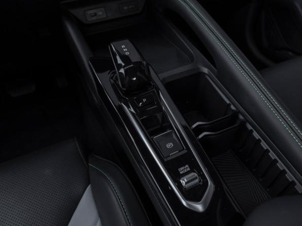 Geely Coolray I Рестайлинг с пробегом 2024 года, цена 2 180 000 рублей, 17001 км, внедорожник, Автокод Объявления