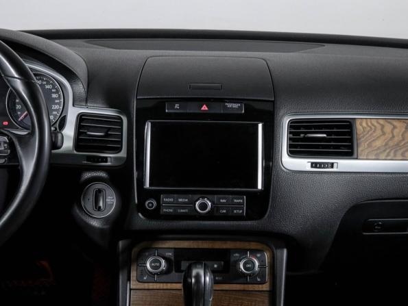 Volkswagen Touareg II с пробегом 2013 года, цена 1 930 000 рублей, 202514 км, внедорожник, Автокод Объявления