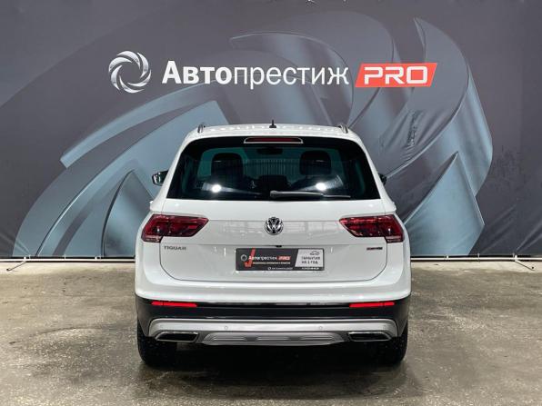Volkswagen Tiguan II с пробегом 2019 года, цена 2 475 000 рублей, 183669 км, внедорожник, Автокод Объявления