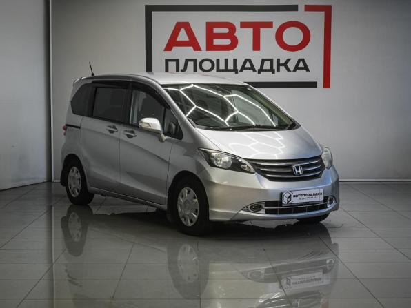 Honda Freed I с пробегом 2009 года, цена 899 000 рублей, 234378 км, компактвэн, Автокод Объявления