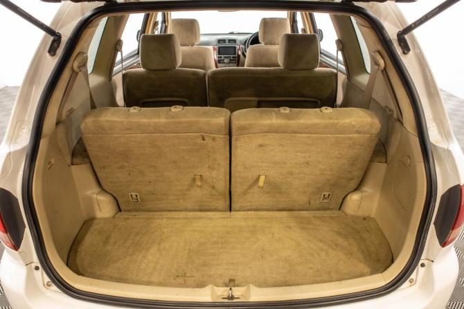Toyota Ipsum II (M20) с пробегом 2003 года, цена 849 000 рублей, 379000 км, компактвэн, Автокод Объявления