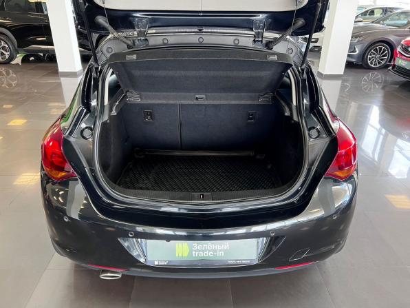Opel Astra J с пробегом 2011 года, цена 695 000 рублей, 240000 км, хэтчбек, Автокод Объявления