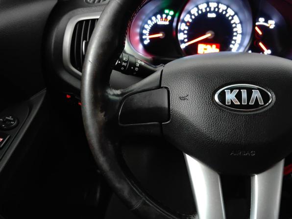 Kia Sportage III Рестайлинг с пробегом 2015 года, цена 1 099 000 рублей, 235311 км, внедорожник, Автокод Объявления