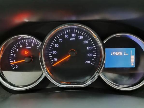 Renault Duster I Рестайлинг с пробегом 2015 года, цена 1 160 000 рублей, 133861 км, внедорожник, Автокод Объявления