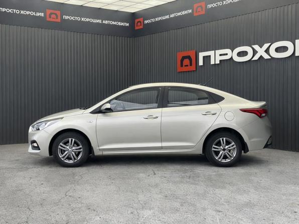 Hyundai Solaris II с пробегом 2018 года, цена 1 357 000 рублей, 86226 км, седан, Автокод Объявления