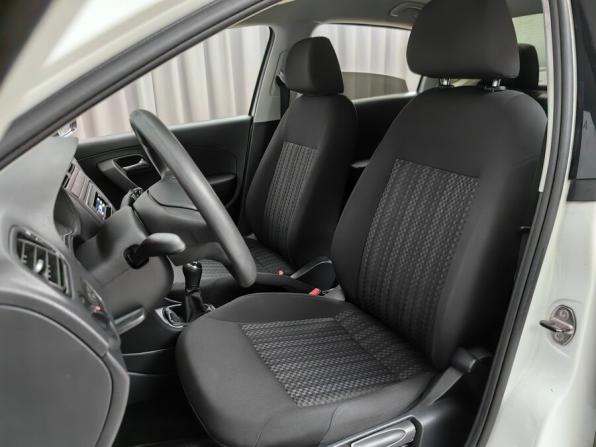 Volkswagen Polo V Рестайлинг с пробегом 2018 года, цена 999 000 рублей, 97240 км, седан, Автокод Объявления