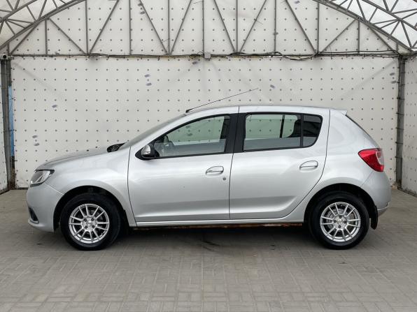 Renault Sandero II с пробегом 2016 года, цена 1 090 000 рублей, 27454 км, хэтчбек, Автокод Объявления