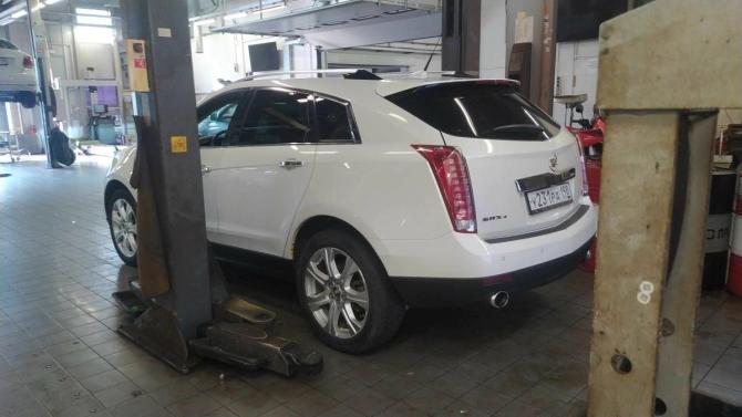 Cadillac SRX II Рестайлинг с пробегом 2013 года, цена 1 250 000 рублей, 192712 км, внедорожник, Автокод Объявления