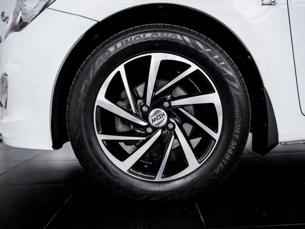 Hyundai Solaris I Рестайлинг с пробегом 2015 года, цена 1 250 000 рублей, 101790 км, седан, Автокод Объявления
