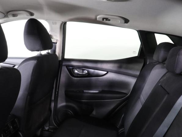 Nissan Qashqai II с пробегом 2018 года, цена 1 700 000 рублей, 84446 км, внедорожник, Автокод Объявления