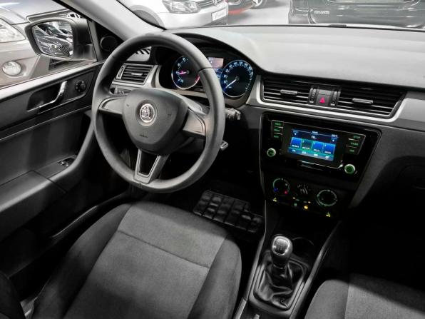 Skoda Rapid I с пробегом 2016 года, цена 999 000 рублей, 118746 км, лифтбек, Автокод Объявления