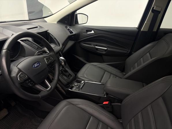 Ford Kuga II Рестайлинг с пробегом 2018 года, цена 2 199 000 рублей, 55946 км, внедорожник, Автокод Объявления