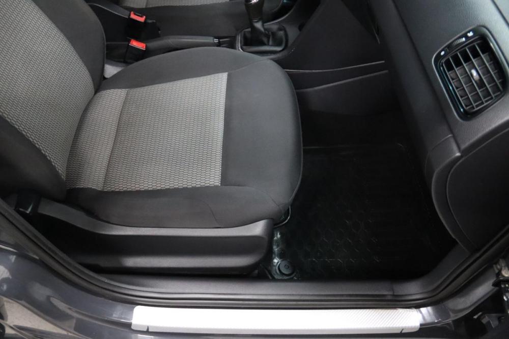 Volkswagen Polo V Сургут  - изображение 13