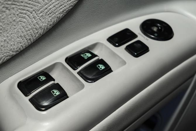Hyundai Sonata V (NF) с пробегом 2005 года, цена 619 000 рублей, 323966 км, седан, Автокод Объявления