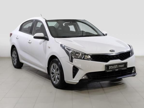 Kia Rio IV Рестайлинг с пробегом 2021 года, цена 1 690 000 рублей, 35810 км, седан, Автокод Объявления
