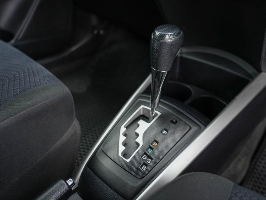 Toyota Corolla XI (E160 E170 E180) Новосибирск  - изображение 16