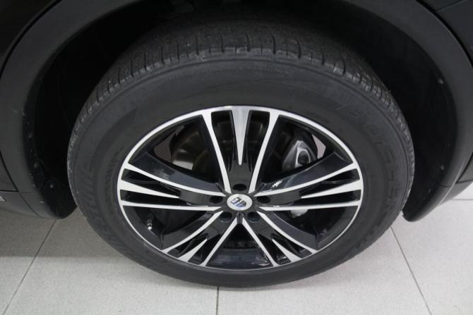 Infiniti QX70 с пробегом 2014 года, цена 2 800 000 рублей, 77829 км, внедорожник, Автокод Объявления