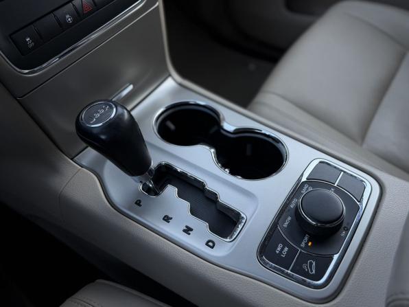 Jeep Grand Cherokee IV (WK2) с пробегом 2012 года, цена 1 689 000 рублей, 174899 км, внедорожник, Автокод Объявления
