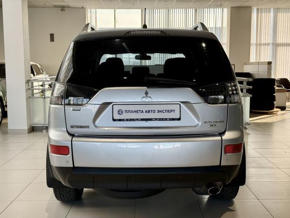 Mitsubishi Outlander II с пробегом 2008 года, цена 875 000 рублей, 261304 км, внедорожник, Автокод Объявления