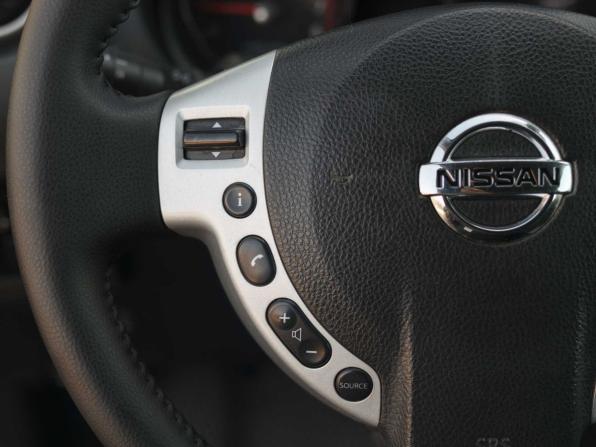 Nissan Qashqai I с пробегом 2008 года, цена 880 000 рублей, 176483 км, внедорожник, Автокод Объявления
