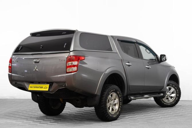Mitsubishi L200 V с пробегом 2016 года, цена 1 999 000 рублей, 218000 км, offers.body_type.unknown, Автокод Объявления