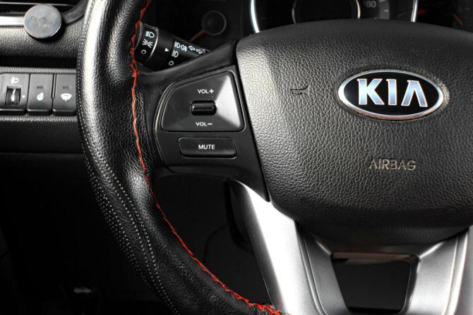 Kia Rio III с пробегом 2014 года, цена 799 000 рублей, 342000 км, седан, Автокод Объявления