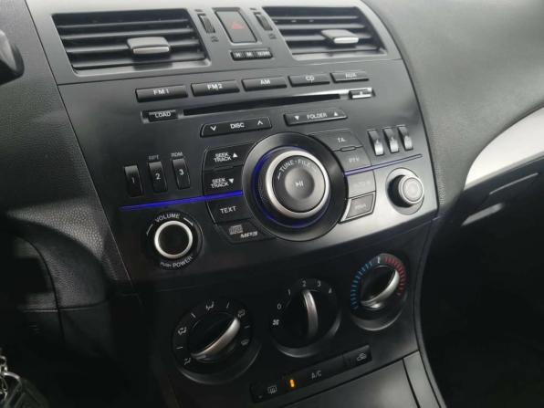 Mazda 3 II (BL) Рестайлинг с пробегом 2012 года, цена 605 000 рублей, 298000 км, седан, Автокод Объявления