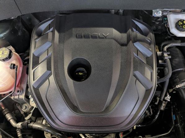 Geely Atlas II с пробегом 2024 года, цена 2 850 000 рублей, 43903 км, внедорожник, Автокод Объявления