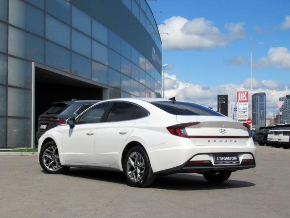 Hyundai Sonata VIII (DN8) с пробегом 2021 года, цена 2 160 000 рублей, 97086 км, седан, Автокод Объявления