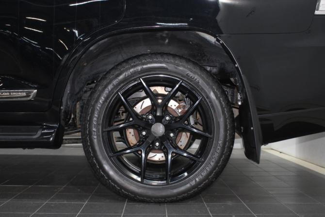 Toyota Land Cruiser 200 Series Рестайлинг 2 с пробегом 2017 года, цена 7 500 000 рублей, 108306 км, внедорожник, Автокод Объявления