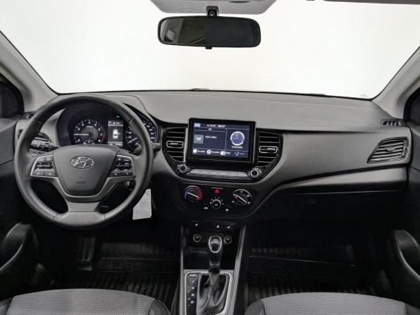 Hyundai Solaris II Рестайлинг с пробегом 2021 года, цена 1 670 000 рублей, 37766 км, седан, Автокод Объявления