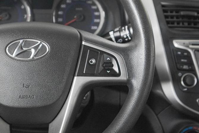 Hyundai Solaris I Рестайлинг с пробегом 2016 года, цена 1 299 000 рублей, 101000 км, седан, Автокод Объявления